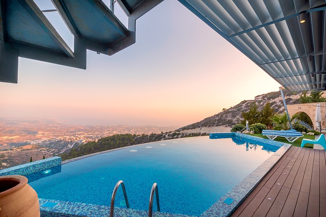 swimming pool deck