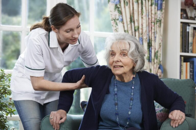 recognizing-the-signs-of-nursing-home-abuse-blog-img